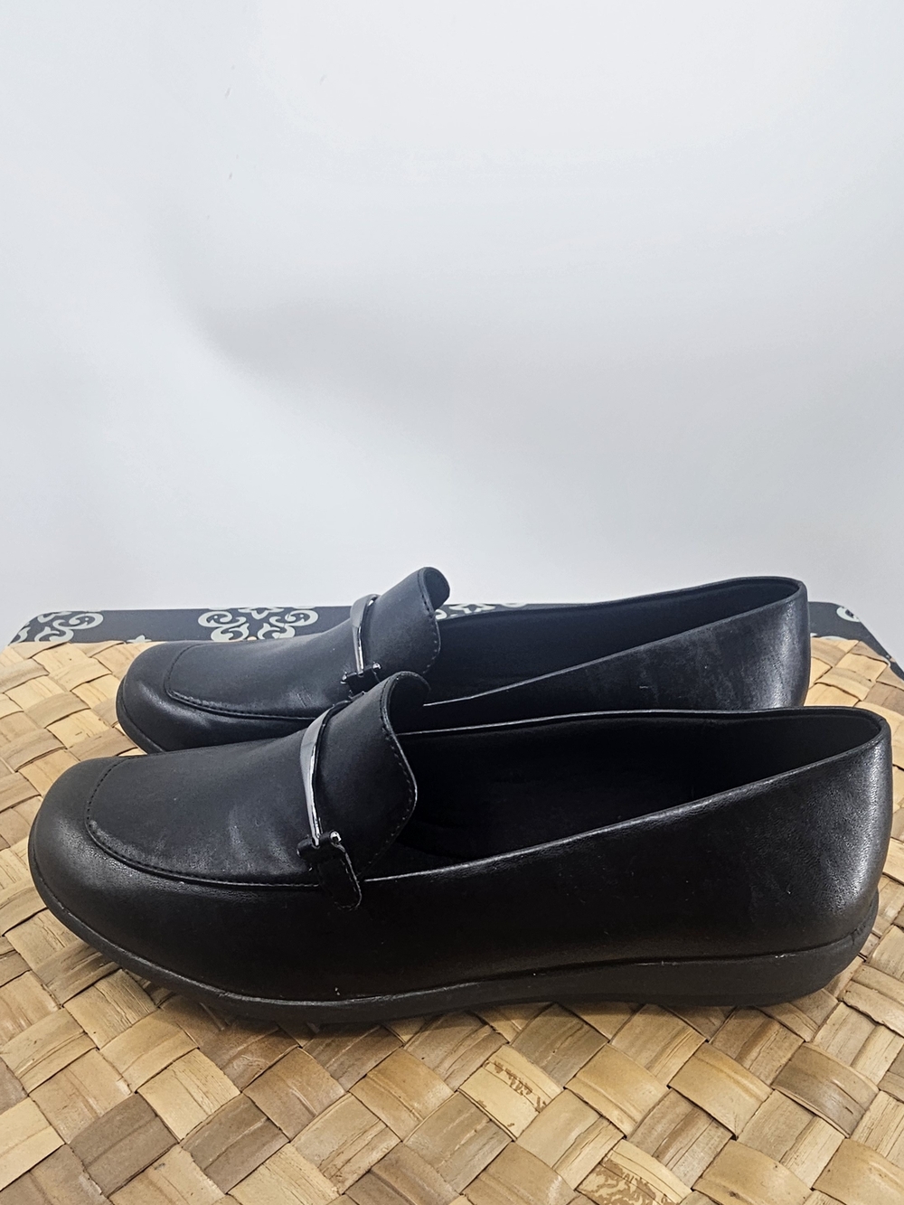 Easy Spirit Slip-On Black Comfort Loafers 10
